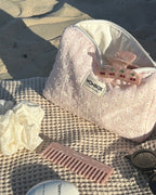 Pinza Blush Cherry de Wombox - pinza de pelo - detalle