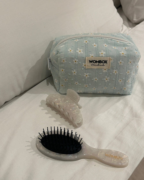 Cepillo pequeña Morning Dew de Wombox - cepillo de pelo - detalle