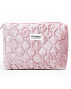 Neceser Fuchsia Bloom de Wombox - neceser de viaje - primer plano