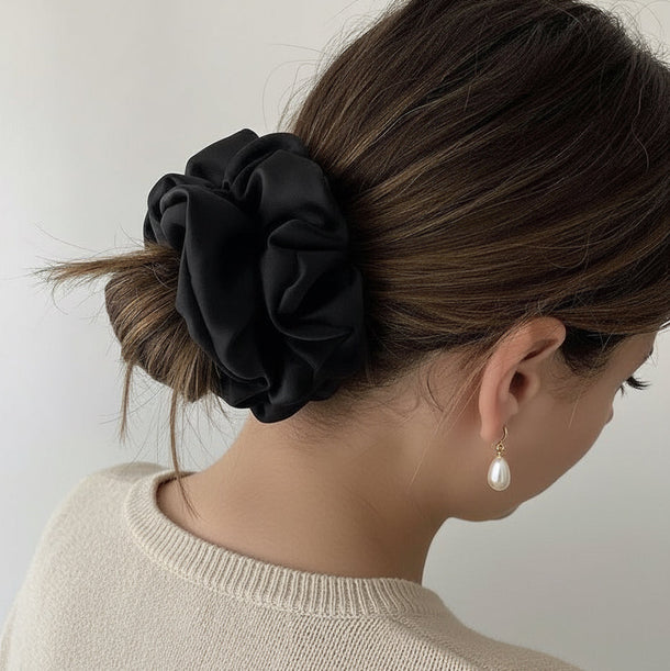 Coletero Midnight de Wombox - coletero para el pelo - detalle