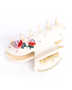 Pinza Strawberry Cake de Wombox - pinza de pelo - vista lateral