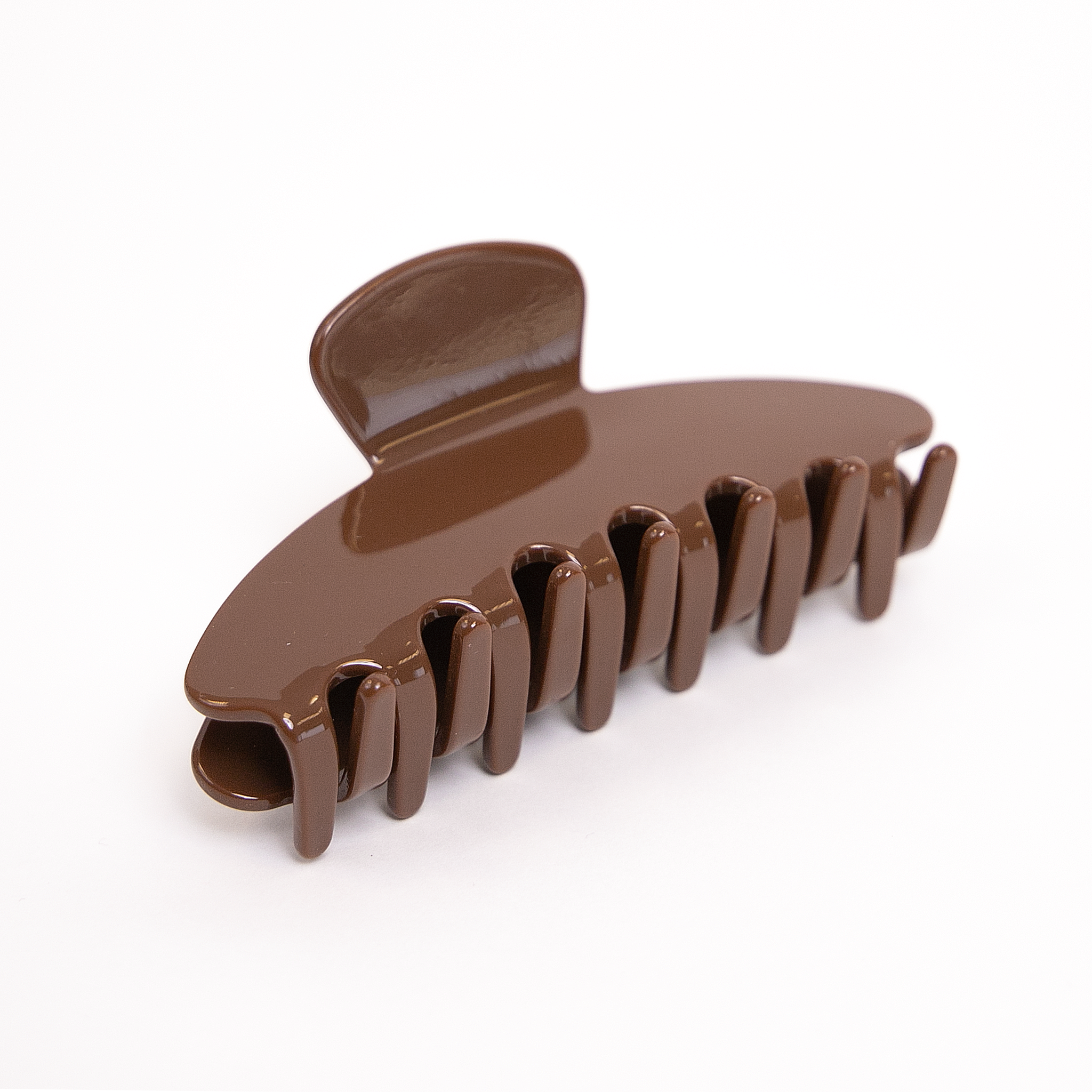 Belle Clip in Dark chocolate